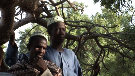 Enfants du Monde kaempft mit Theaterkunst gegen die Muettersterblichkeit