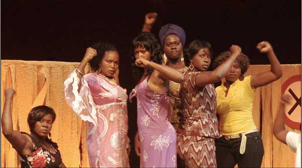 Sevrage, La grève de Sexe! Mise en scène par Roger Nydegger