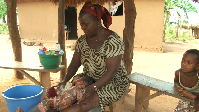 SRF Mitenand, Glückskette Togo, Videostill DHondt